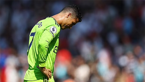 HLV Tuchel từ chối Ronaldo vì nghe lời Rangnick