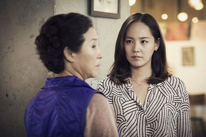 Đưa 6 triệu tiền ăn mẹ chồng chê ít, nhìn mâm cơm trên bàn tôi tức nghẹn họng