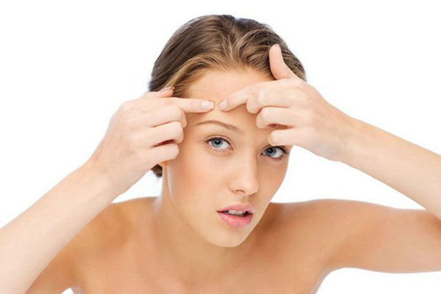4 lý do khiến thâm mụn mãi "đóng quân" trên mặt bạn mãi không hết