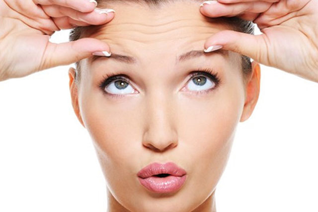 Nguy&#xEA;n nh&#xE2;n g&#xE2;y ra n&#x1EBF;p nh&#x103;n &#x1EDF; t&#x1EEB;ng v&#x1ECB; tr&#xED; tr&#xEA;n khu&#xF4;n m&#x1EB7;t v&#xE0; lo&#x1EA1;t c&#xF4;ng th&#x1EE9;c kh&#x1EAF;c ph&#x1EE5;c ch&#x1ECB; em n&#xEA;n bi&#x1EBF;t