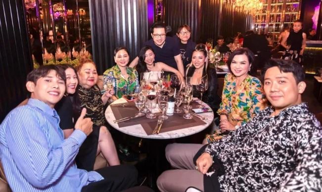 Hari Won vắng mặt trong tiệc sinh nhật của em gái Trấn Thành giữa tin đồn rạn nứt hôn nhân