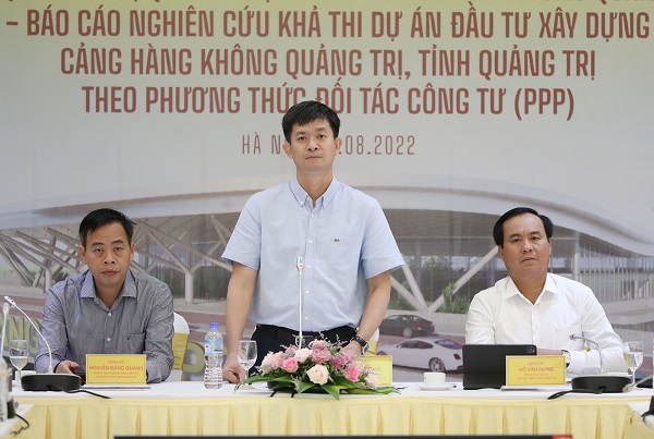 Ông Lê Quang Tùng, Uỷ viên Trung ương Đảng, Bí thư Tỉnh uỷ, Trưởng Đoàn ĐBQH tỉnh Quảng Trị phát biểu kết luận hội thảo.