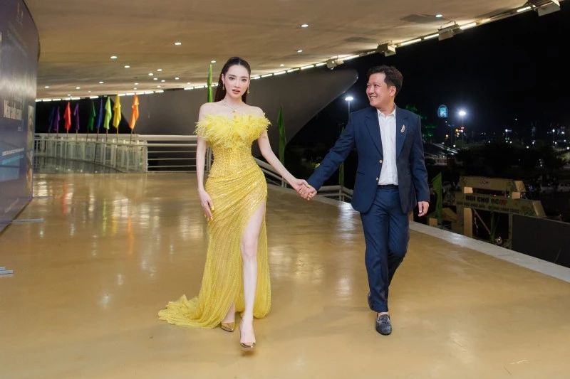 Nhã Phương và ông xã Trường Giang sánh đôi tại sự kiện. Nhã Phương và ông xã Trường Giang sánh đôi tại sự kiện.