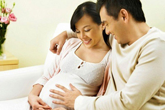 Sau khi vào phòng sinh với vợ, chồng tôi đưa ra quyết định khiến cả nhà ngạc nhiên