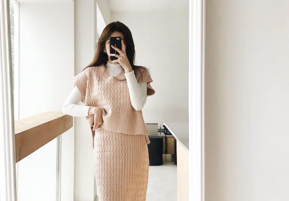 Học cách mix áo len tuyệt xinh đón thu