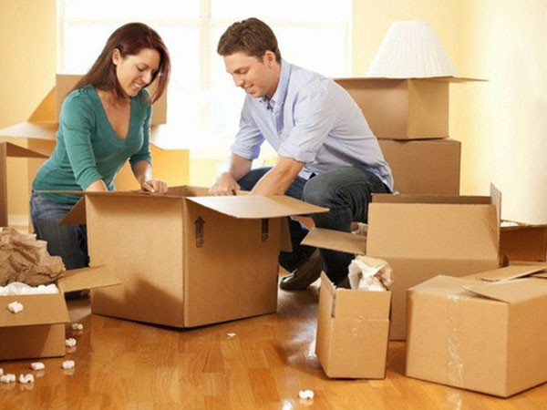 Bỗng dưng một ngày trở về nhà, tôi giật mình bởi sự thờ ơ của vợ