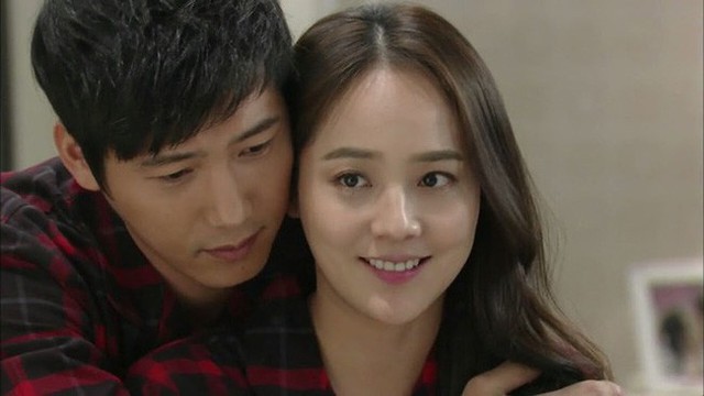 Bị tình nhân của chồng mỉa mai 'xấu như chị anh ấy bỏ là phải', tôi chỉ giơ ra một thứ khiến ả im bặt