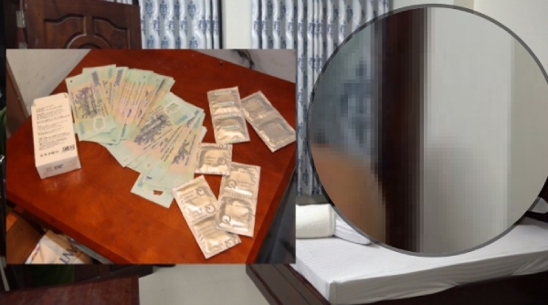 An Giang: "Đột kích" 4 điểm karaoke, massage bắt quả tang 8 cặp mua bán dâm