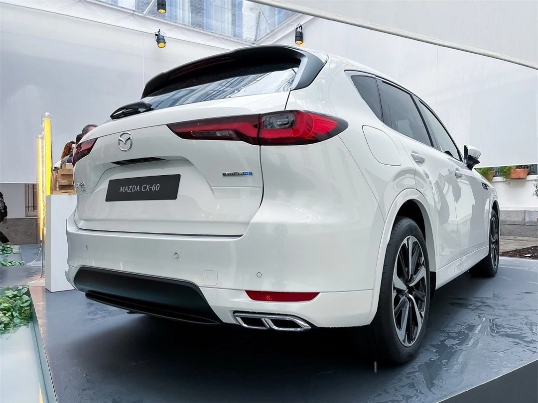 'Anh lớn' trong đội hình SUV hoàn toàn mới của Mazda lộ diện, 180602