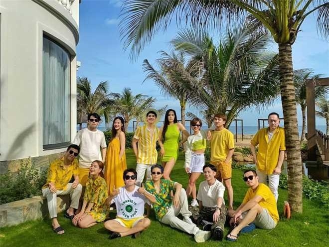 Điểm danh những hội bạn thân ‘đáng đầu tiền bát gạo’ của showbiz Việt