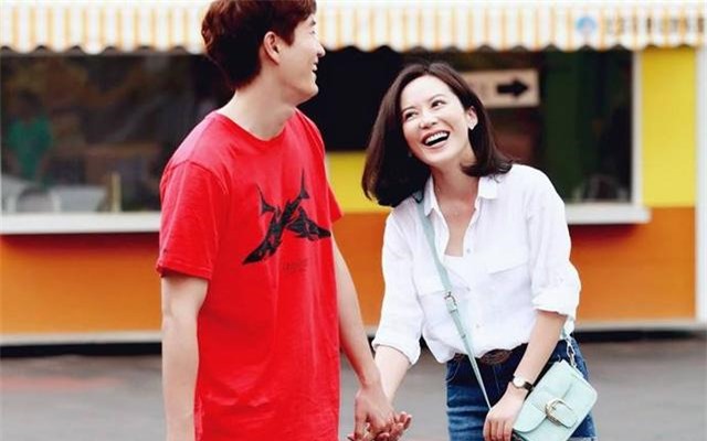Hỏi về lý do một mực chung thủy với người vợ 'tầm thường', câu trả lời vỏn vẹn 3 chữ của người chồng khiến cô nàng sắc sảo phải 'tái mét' - 1 Hỏi về lý do một mực chung thủy với người vợ 'tầm thường', câu trả lời vỏn vẹn 3 chữ của người chồng khiến cô nàng sắc sảo phải 'tái mét' - 1