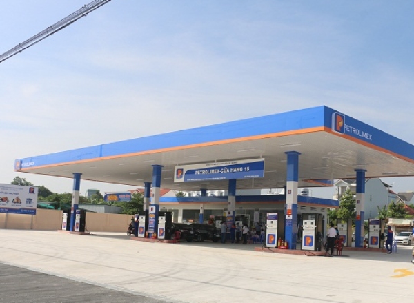 Yêu cầu đảm bảo nguồn cung xăng dầu cho người dân