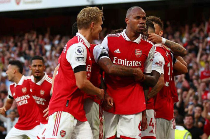 Hai Gabriel cùng lập công, Arsenal giữ mạch toàn thắng