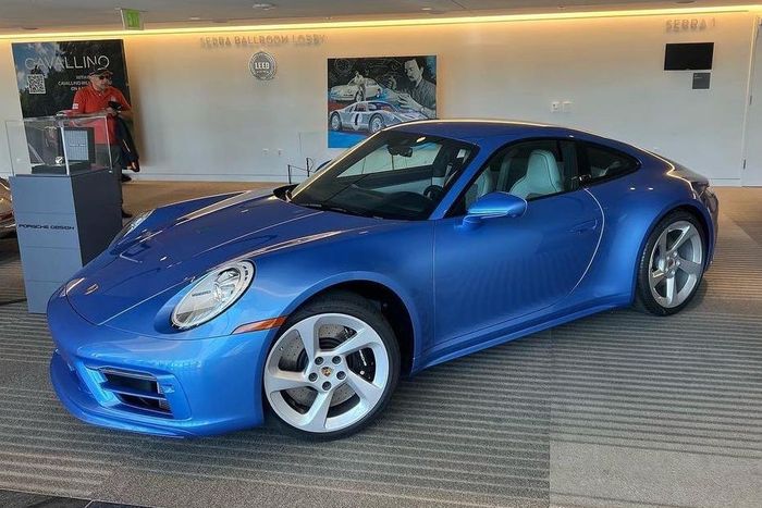 Chiếc Porsche 911 độc nhất thế giới được bán với giá 3,6 triệu USD