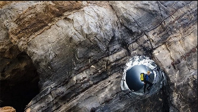 Vẻ đẹp của hang Sơn Đoòng qua ống kích nhiếp ảnh gia Thụy Sĩ - Ảnh 8
