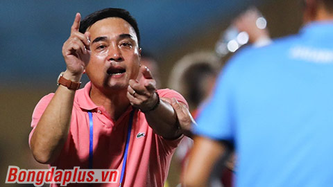HLV Đức Thắng: ‘Văn Lâm chơi thật tuyệt vời’