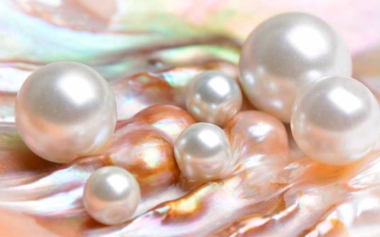 Khám phá những sự thật ít biết về lịch sử ngọc trai
