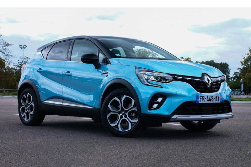 3. Renault Captur E-Tech.