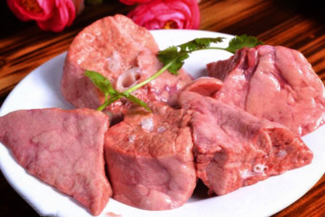 4 bộ phận của lợn tưởng là bổ nhưng thật ra độc đến mức đun 600 độ C vẫn không sạch