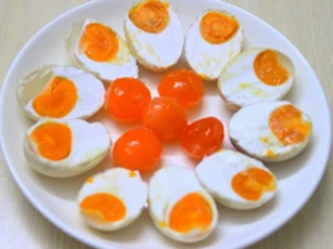 3 cách làm trứng muối tại nhà đơn giản, đảm bảo thành công ngay từ lần đầu