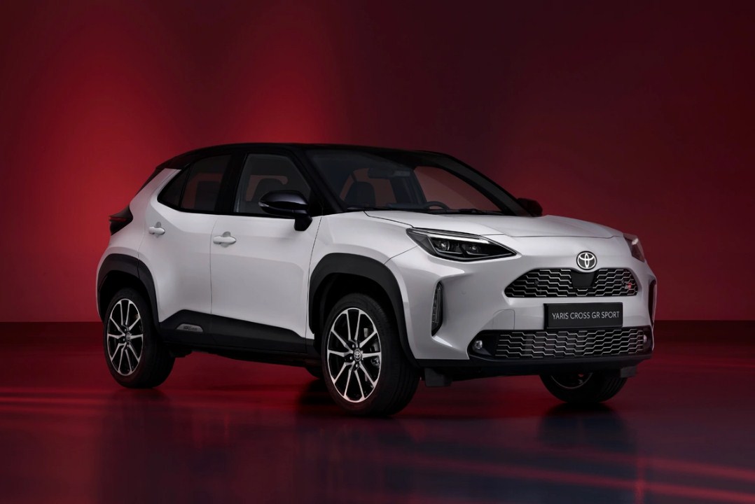 Toyota Yaris Cross GR Sport được phân phối chính thức, thiết kế cực ấn tượng