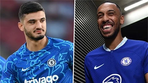 Sao trẻ Broja thách thức Aubameyang ở Chelsea