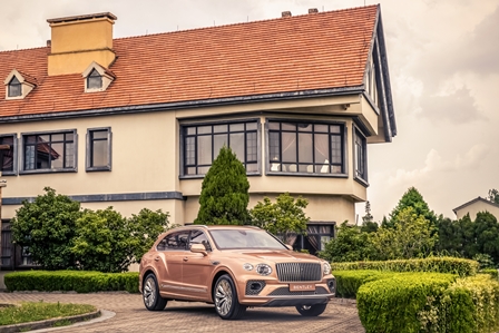 Bắt đầu nhận đặt hàng Bentley Bentayga EWB 2023 chính hãng tại Việt Nam