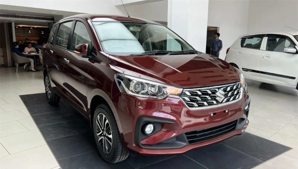Suzuki xác nhận sẽ bán Ertiga Hybrid tại Việt Nam, giá dự kiến 518,6 triệu đồng 182733