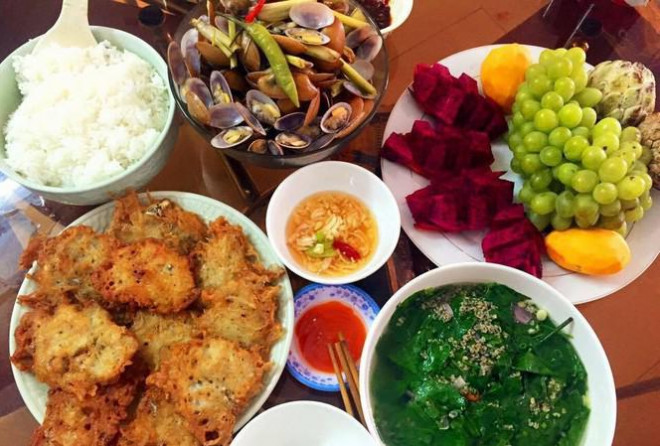 Những kiểu ăn tối dễ khiến bạn béo phì, gây hại gan thận