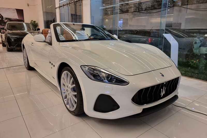 Bảng giá xe Maserati tháng 9/2022