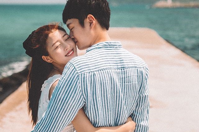 Phát hiện bọc tiền trong tủ, cứ nghĩ là chồng trúng xổ số nào ngờ khi biết sự thật tôi sốc đến phát sợ