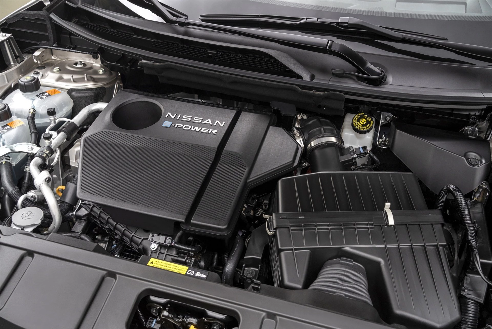 Đối thủ của Honda CR-V ra mắt với thiết kế ấn tượng, dùng động cơ hybrid e-Power 183351