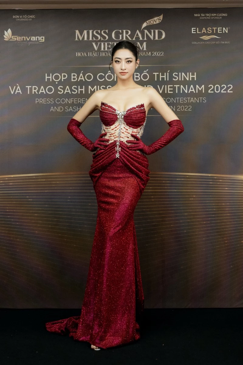 Hoa hậu Lương Thuỳ Linh