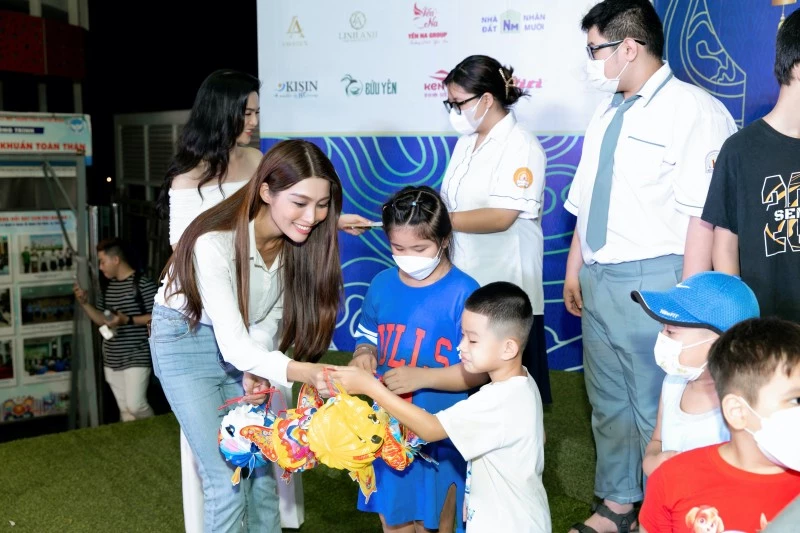 Các em có một mùa trung thu ý nghĩa