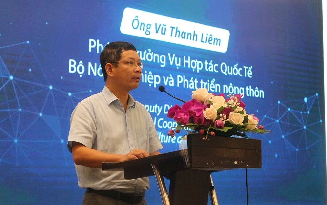 Ông Vũ Thanh Liêm, Phó vụ trưởng Vụ Hợp tác Quốc tế, Bộ Nông nghiệp và Phát triển Nông thôn phát biểu tại diễn đàn