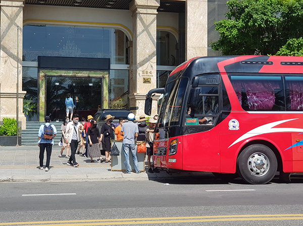 Đà Nẵng mạnh tay xử lý xe khách vi phạm