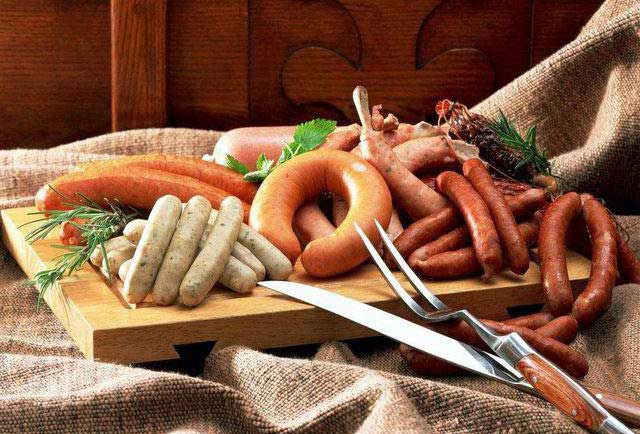 Điểm mặt những thực phẩm khiến cơ thể lão hóa nhanh chóng, gây hại khó lường