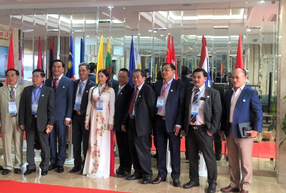 Giải pháp xây dựng nông thôn mới phát triển thông minh, bền vững