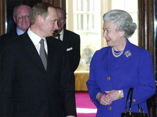 Nữ hoàng Anh Elizabeth II qua đời ở tuổi 96, lãnh đạo thế giới gửi lời chia buồn - Ảnh 8.