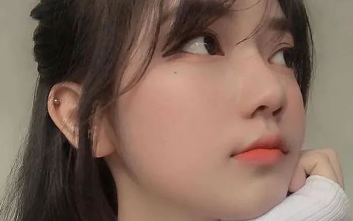 Anh hàng xóm cầu hôn ngay trong bệnh viện khiến tôi bối rối