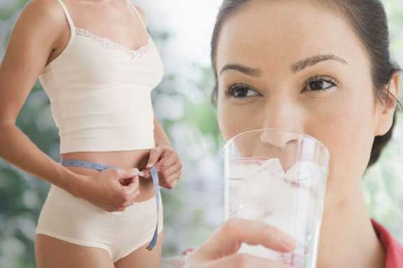Muốn rút ngắn thời gian giảm cân, cứ uống nước vào đúng "giờ vàng" này, đảm bảo về dáng đúng chuẩn