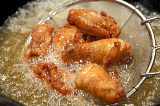 Lỗi sai lớn nhất khi nấu ăn mà 90% người nội trợ đều mắc phải khiến mầm bệnh "ủ" dần trong người