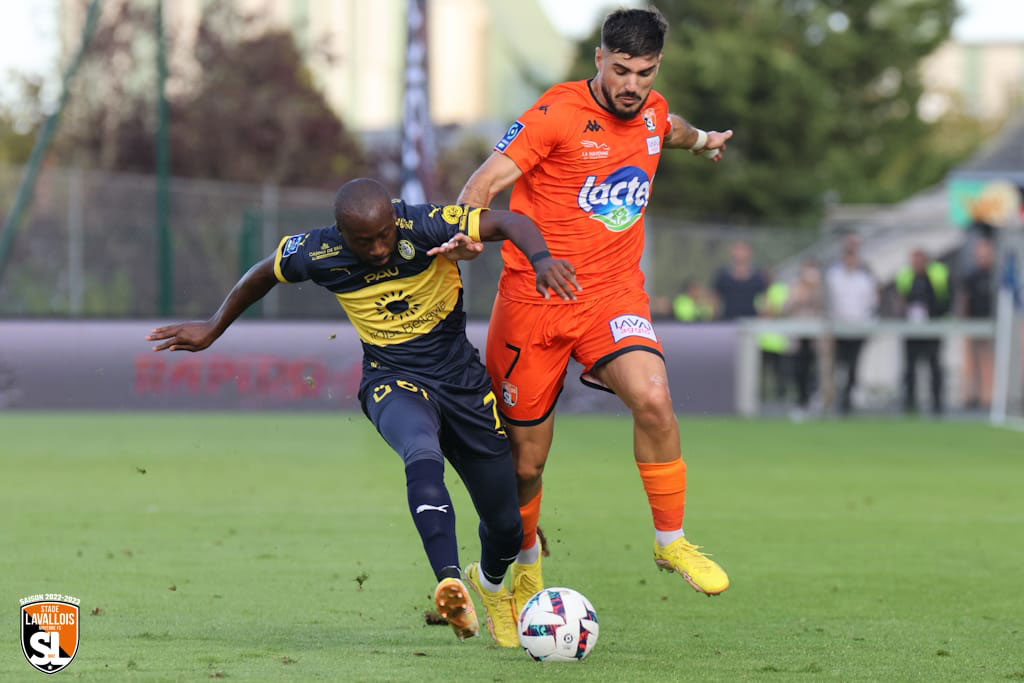 Quang Hải tiếp tục không vào sân, Pau FC thắng trận đầu tiên ở Ligue 2