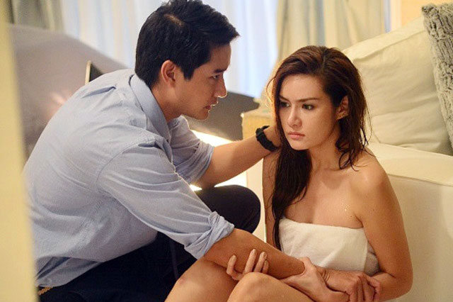 Chồng bật khóc thừa nhận ngoại tình ngay lúc ân ái, vợ "tung chiêu" níu kéo cuộc hôn nhân trên bờ vực thẳm mà chẳng tốn sức đánh ghen