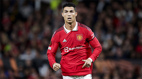 Hậu vệ Sociedad thấy nhàn khi theo kèm Ronaldo