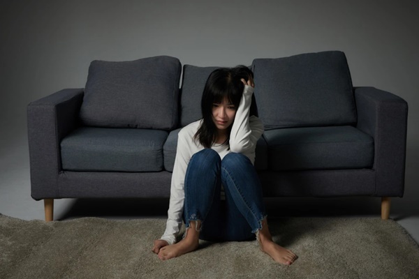 Lúc ly hôn, tôi chọn lấy 300 triệu rồi để con cho chồng nuôi, sau 3 năm bắt gặp cảnh tượng ở nhà chồng cũ mà tôi chua chát