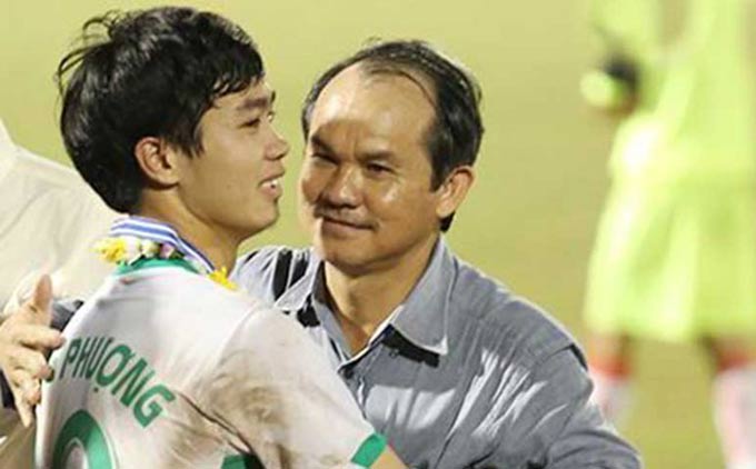 Bầu Đức phản ứng bất ngờ trước thông tin Công Phượng, Xuân Trường rời HAGL?