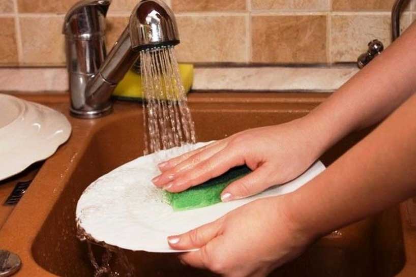 Sai lầm tai hại khi dùng nước rửa chén, nhiều người vẫn thường xuyên làm hàng ngày mà không biết
