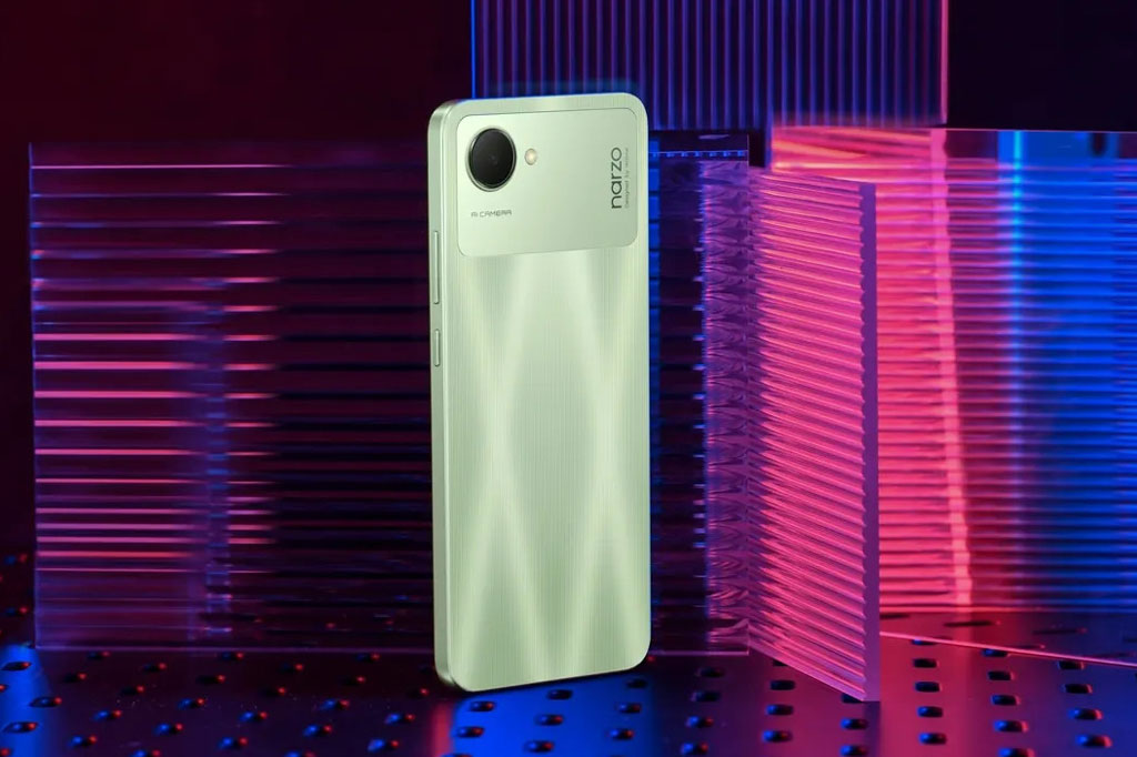 Smartphone RAM 4 GB, pin 5.000 mAh, giá gần 3 triệu đồng