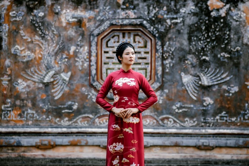 Theo người đẹp, những sắc thái màu sắc cô chọn không quá "chói", phù hợp với mọi làn da của phụ nữ Việt. 